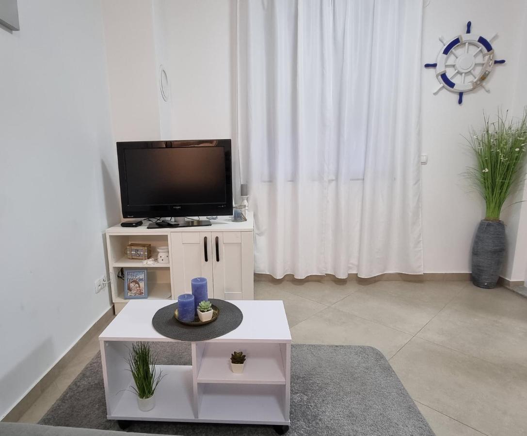 Two Stars - Villa Sunce Сень Экстерьер фото